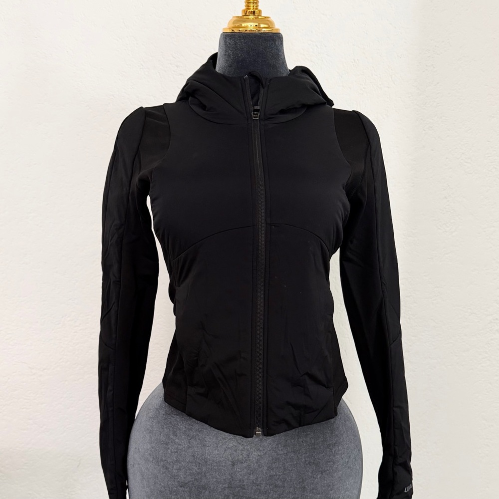 Lululemon light weight puffer jacket